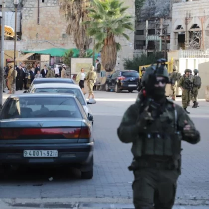 İsrail'den Batı Şeria'da kitlesel gözaltı operasyonu