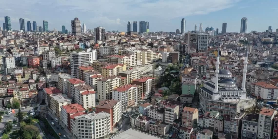 İstanbul’da 100 bin konut için kura çekimi başlıyor