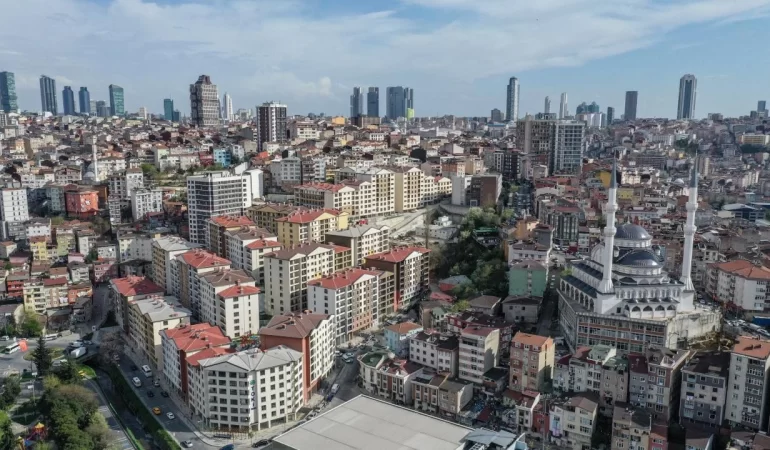 İstanbul'da 100 bin konut için kura çekimi başlıyor
