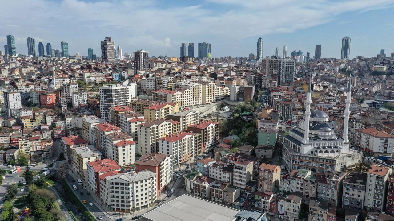 İstanbul'da 100 bin konut için kura çekimi başlıyor