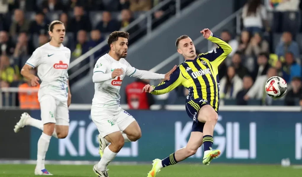 Kadıköy'de sessiz gece: Fenerbahçe galibiyeti koruyamadı