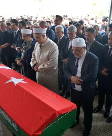 Kahramanmaraş saldırısında hayatını kaybedenlere veda