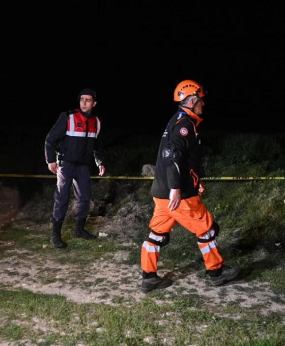 Kaza kırıma uğrayen helikopterde inceleme sürüyor