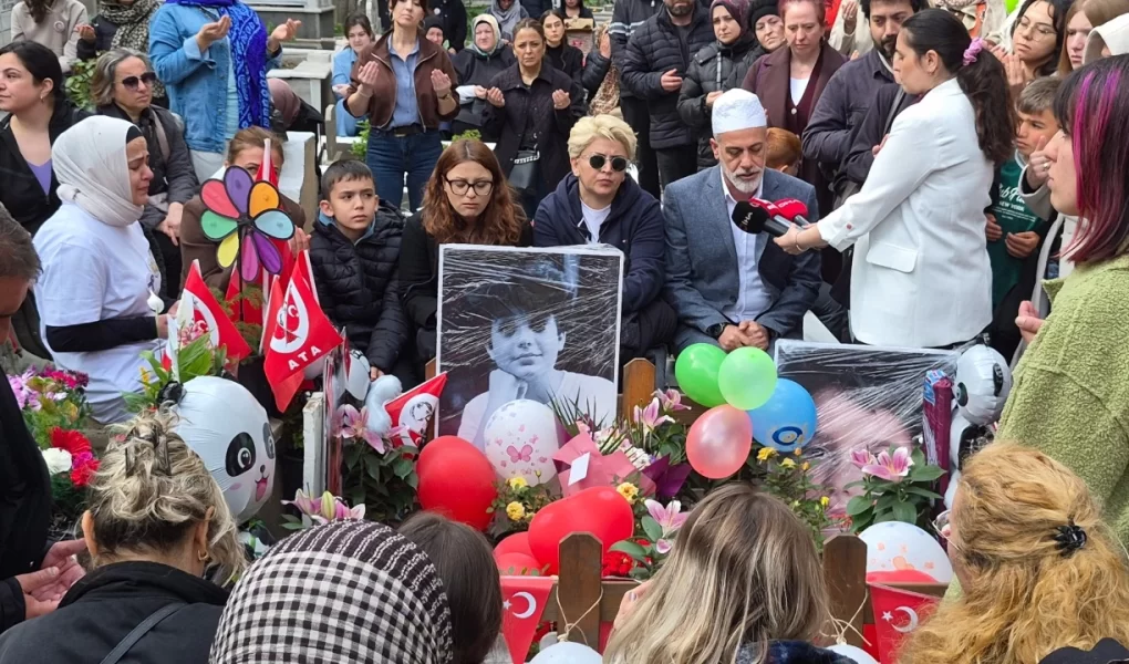 Mattia Ahmet Minguzzi 16'ncı yaş gününde mezarı başında anıldı