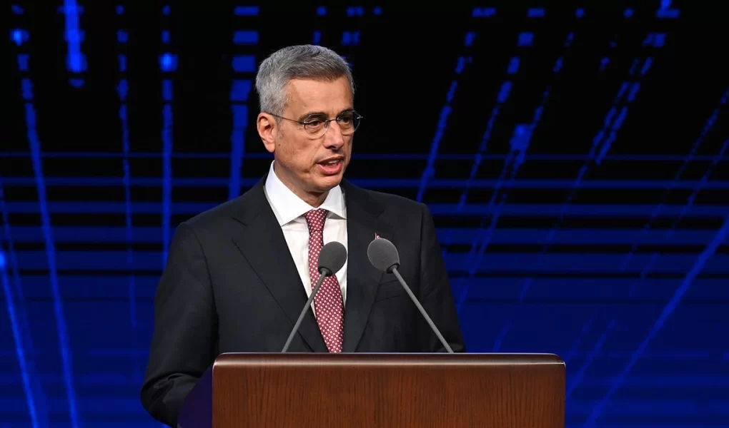 Memişoğlu: Türkiye sağlıkta çevresinin parlayan yıldızıdır