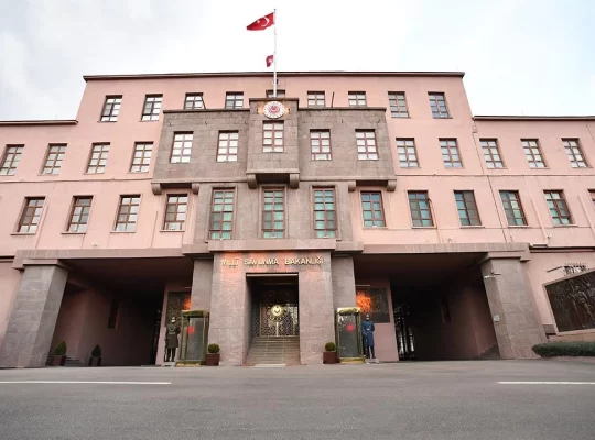 MSB'den Avrupa'ya net mesaj: Türkiye ile olan kazanır