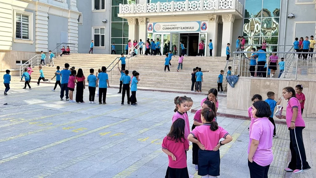 Okul güvenliği için çok katmanlı eylem planı devrede