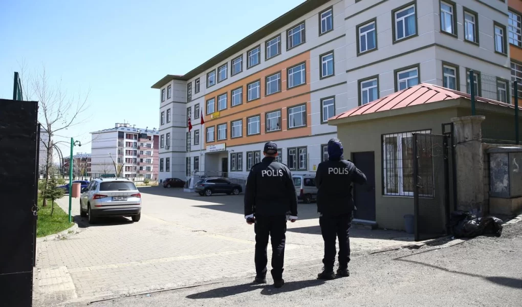 Okullarda yeni dönem: Renkli takip ve siber koruma