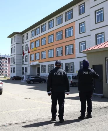 Okullarda yeni dönem: Renkli takip ve siber koruma
