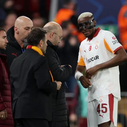 Osimhen için derbi öncesi kritik sakatlık uyarısı