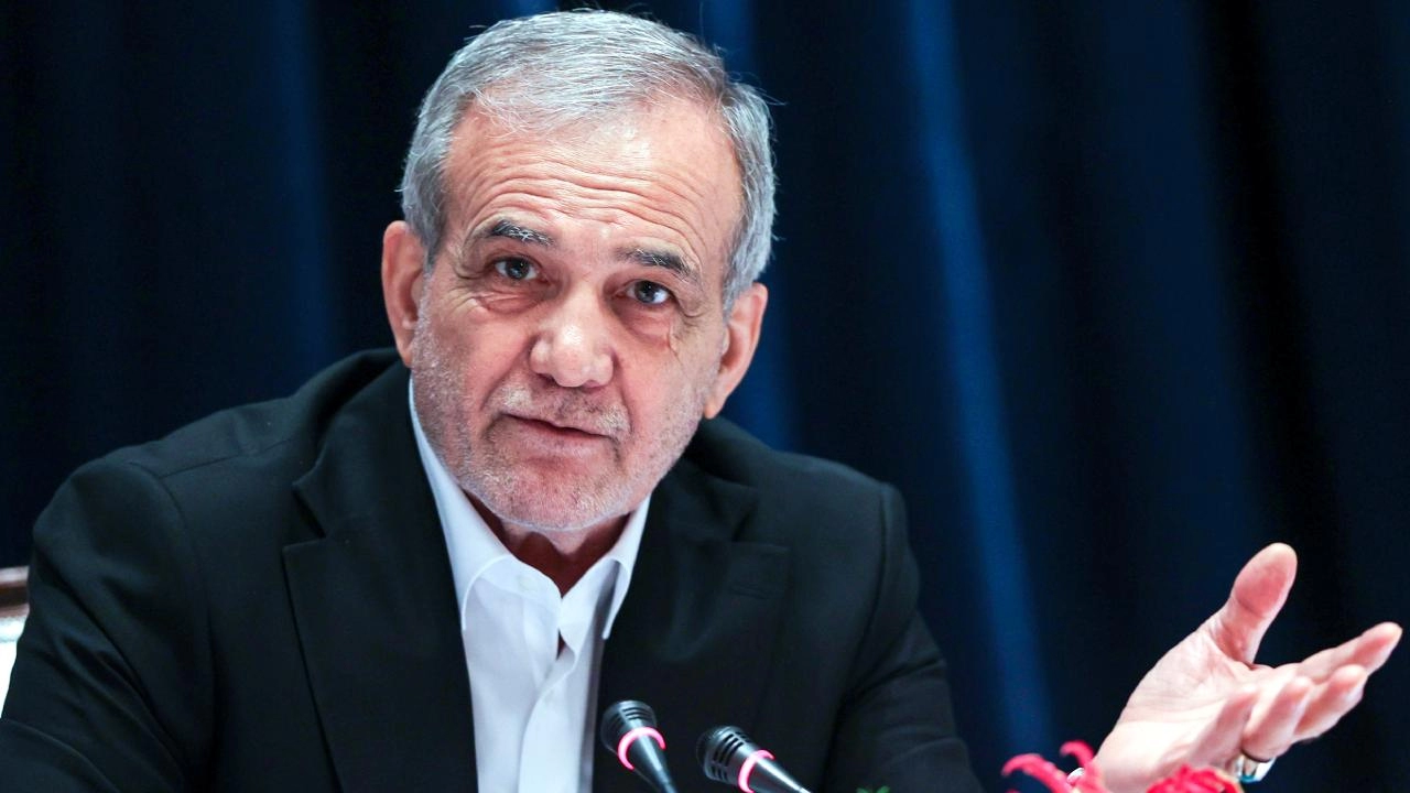 Pezeşkiyan'dan ABD'ye Hürmüz resti: Dayatmaları kabul etmeyiz