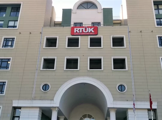 RTÜK'ten dizi ve dijital platformlara şiddet cezası