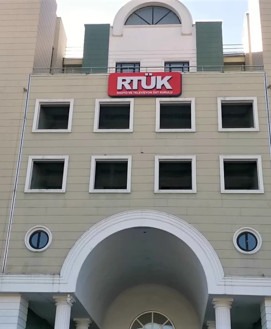 RTÜK'ten dizi ve dijital platformlara şiddet cezası