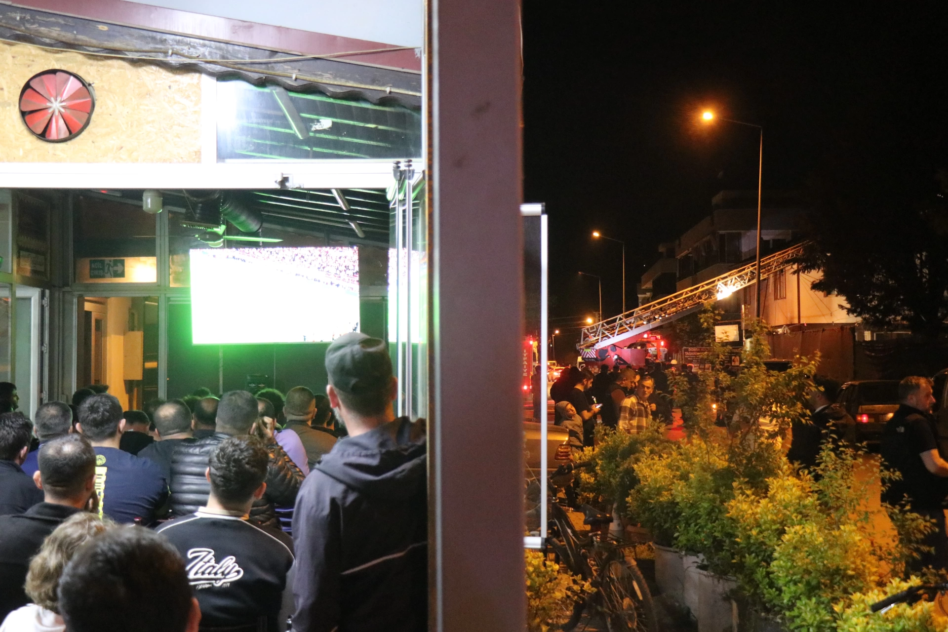 Sakarya'da alevlere rağmen derbi heyecanı dinmedi