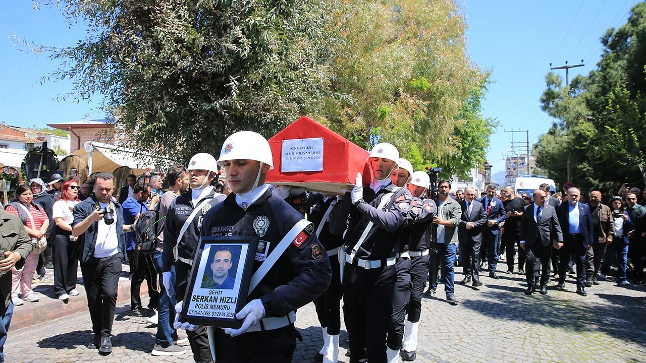 Şehit polis Serkan Hızlı ebediyete uğurlandı