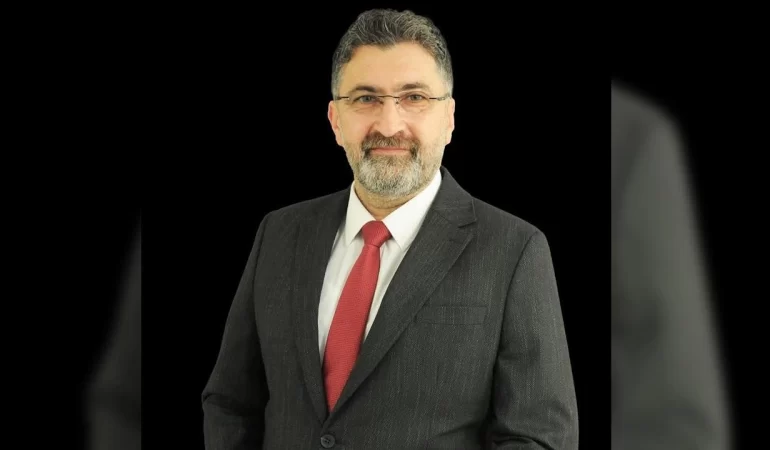 Serik Belediye Başkanı Kadir Kumbul CHP'den istifa etti