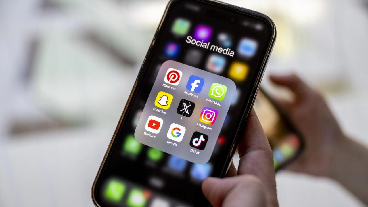 Sosyal medyada 15 yaş sınırı: İşte yeni dijital dünya kuralları