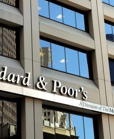 S&P Türkiye'nin kredi notunu "BB-" olarak teyit etti