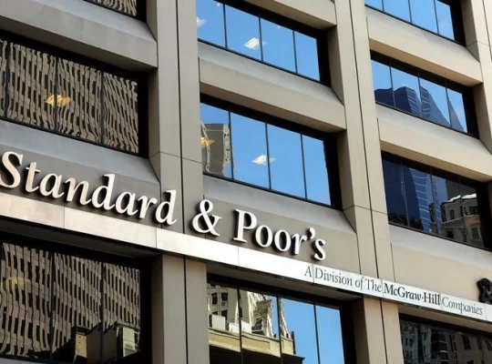 S&P Türkiye'nin kredi notunu "BB-" olarak teyit etti