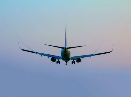 Tahran'daki havalimanlarında uçuşlar yeniden başladı