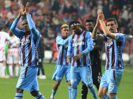 Trabzonspor penaltılarla güldü: Yarı finalde rakip belli oldu