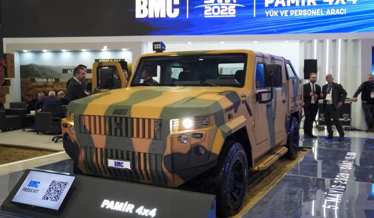 BMC'den yeni lojistik güç: PAMİR 4x4 SAHA 2026'da tanıtıldı