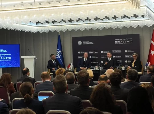 Brüksel'de NATO Zirvesi öncesi kritik Türkiye paneli