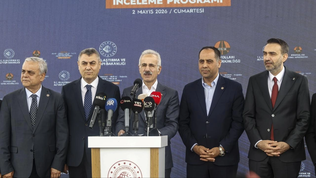 Çeşmeli-Kızkalesi otoyolu yıl sonunda hizmete giriyor