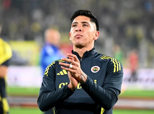 Edson Alvarez'den Kadıköy'de olay yaratan hareket