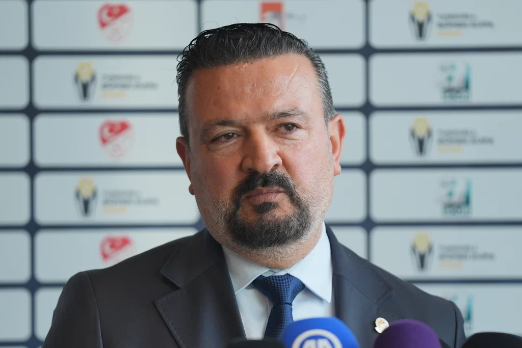 Fenerbahçe yönetiminden Tedesco ve şampiyonluk açıklaması
