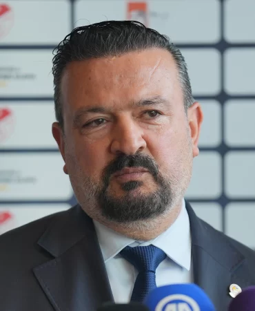 Fenerbahçe yönetiminden Tedesco ve şampiyonluk açıklaması