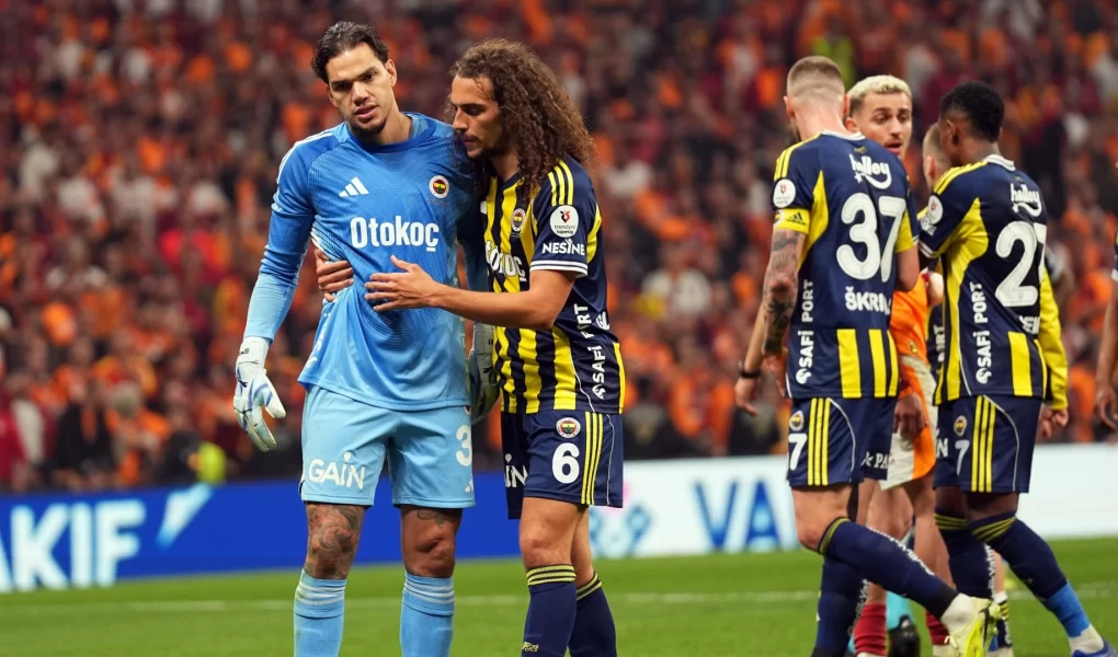 Fenerbahçe'de Ederson şoku: Brezilyalı kaleci sezonu kapattı