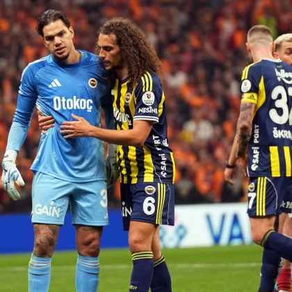 Fenerbahçe'de Ederson şoku: Brezilyalı kaleci sezonu kapattı