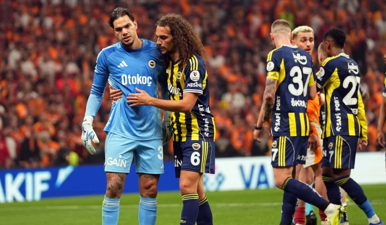 Fenerbahçe'de Ederson şoku: Brezilyalı kaleci sezonu kapattı