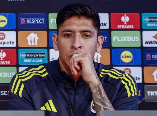 Fenerbahçe'de Edson Alvarez dönemi resmen kapandı