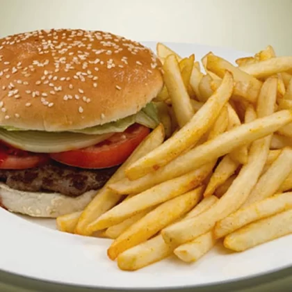 Hamburger zincirine ayrımcılık cezası