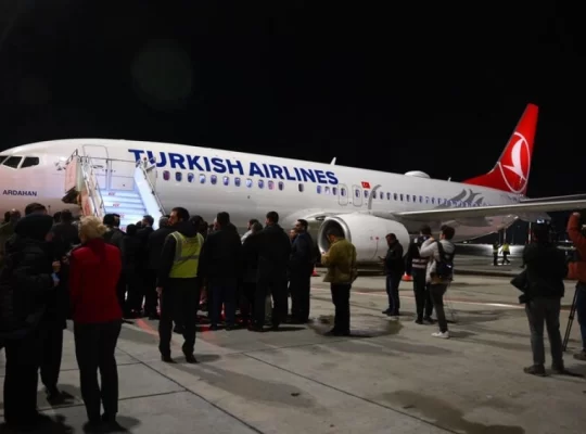 İsrail’in alıkoyduğu aktivistler İstanbul’a ulaştı