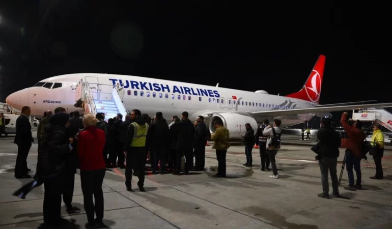 İsrail’in alıkoyduğu aktivistler İstanbul’a ulaştı