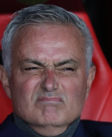 Mourinho Benfica'ya kapıyı kapattı: Rota Real Madrid