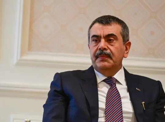 Okullarda ara tatil sistemine veda sinyali