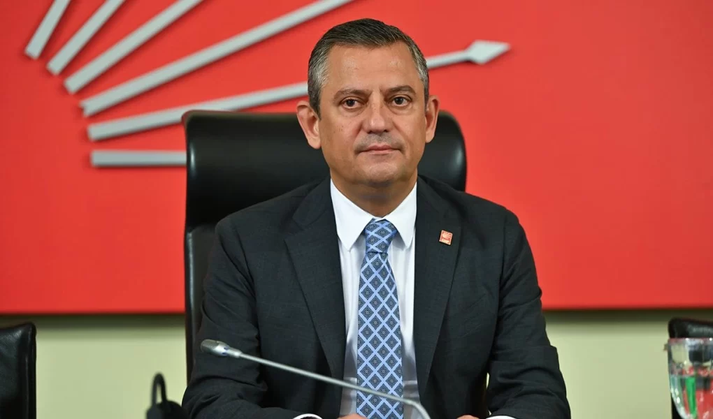 Özgür Özel'e 300 bin liralık tazminat cezası