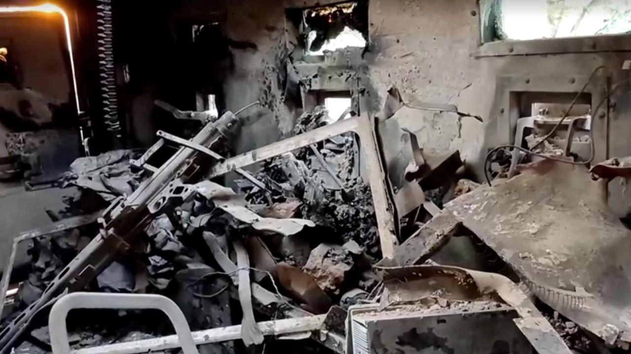 Pakistan'da polis noktasına intihar saldırısı: 12 şehit