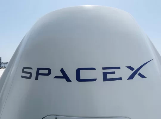 SpaceX halka arz yolunda: Tarihi halka arz için başvuru yapıldı
