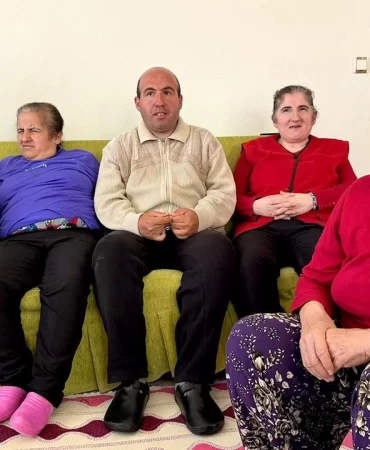 Tunceli'de 50 yıllık fedakarlık: Dört engelli evladına ömrünü adadı