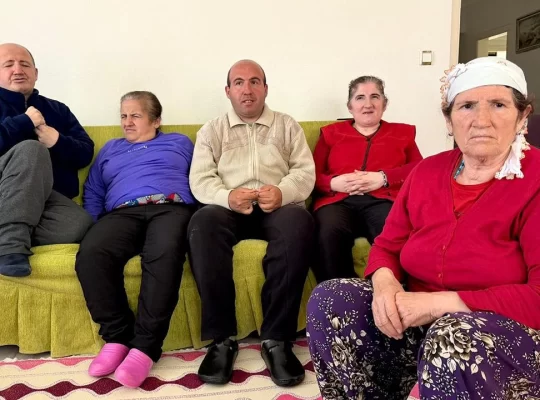 Tunceli'de 50 yıllık fedakarlık: Dört engelli evladına ömrünü adadı
