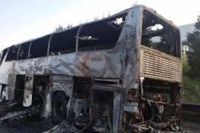 Tuzla'da otobüs yangını: Selektör uyarısı 45 kişiyi kurtardı