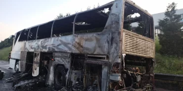 Tuzla'da otobüs yangını: Selektör uyarısı 45 kişiyi kurtardı