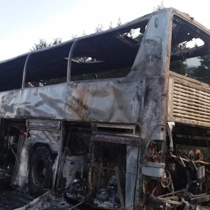 Tuzla'da otobüs yangını: Selektör uyarısı 45 kişiyi kurtardı