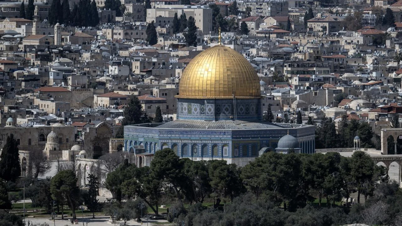 8-ulkeden-israil-e-mescid-i-aksa-uyarisi-kabul-edilemez