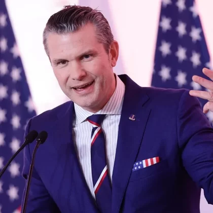 ABD Savunma Bakanı Hegseth'ten İran'a "bombalama" tehdidi